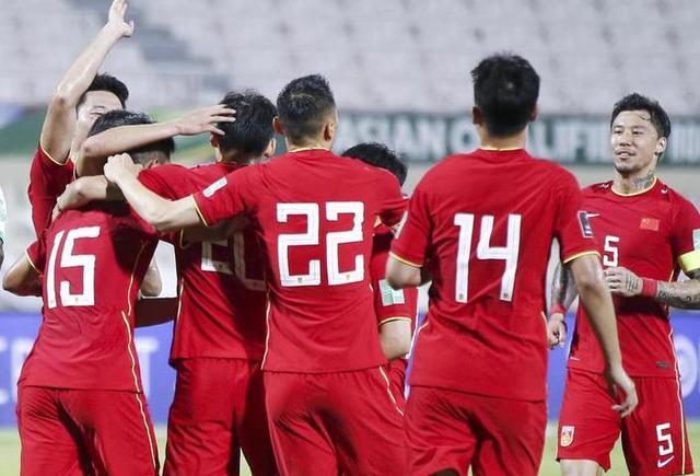  昂热青年才俊闪耀全场助球队逼平强敌里尔  